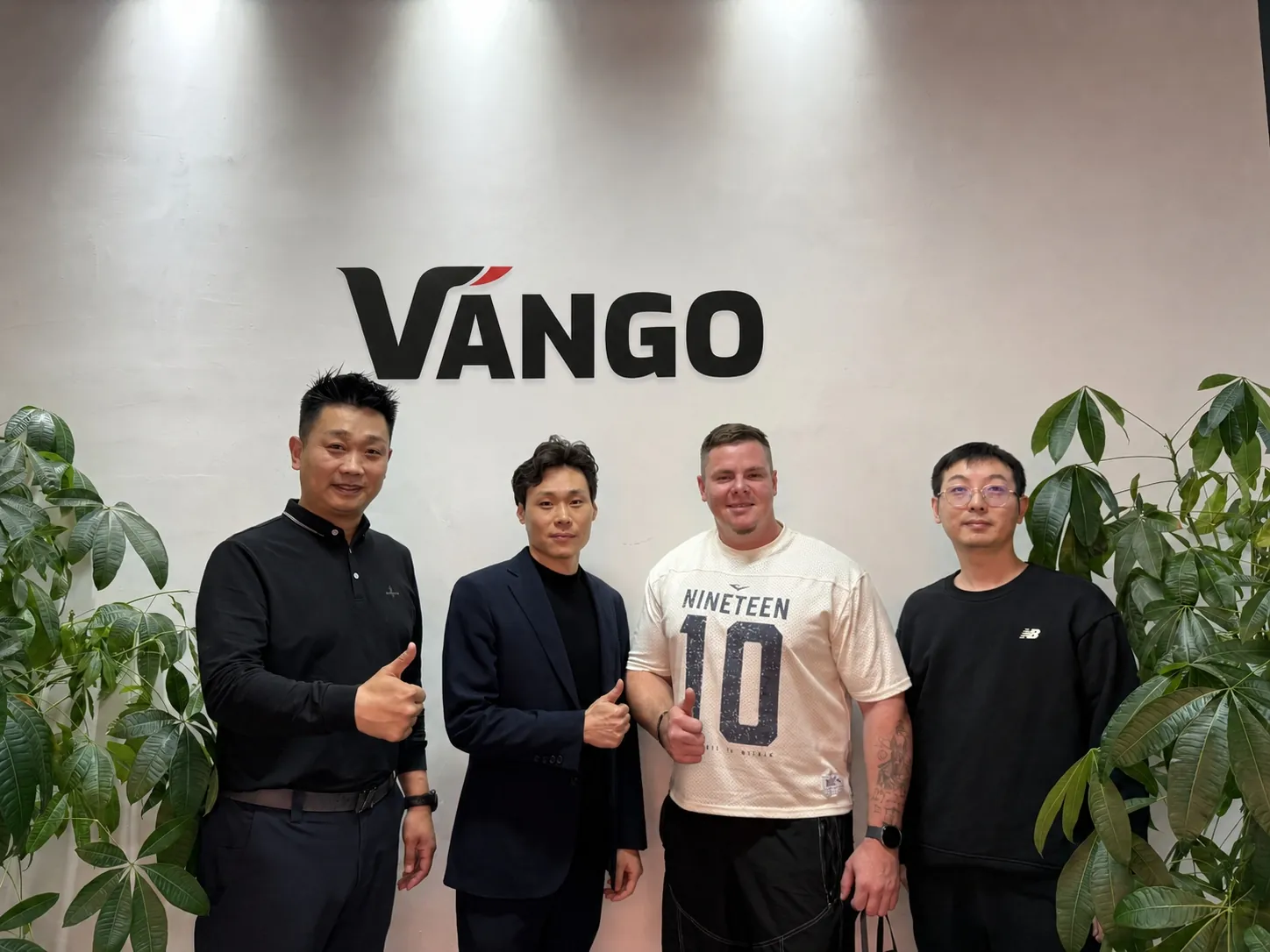 Vango team at the Qingdao CNC and mold manufacturing workshop